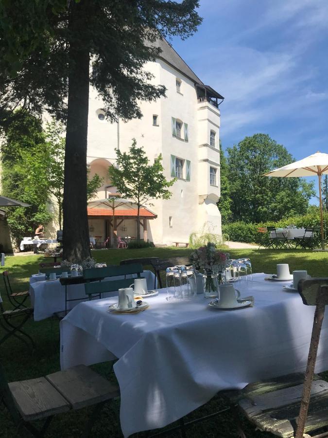 Hotel Schloss Amerang Exterior photo